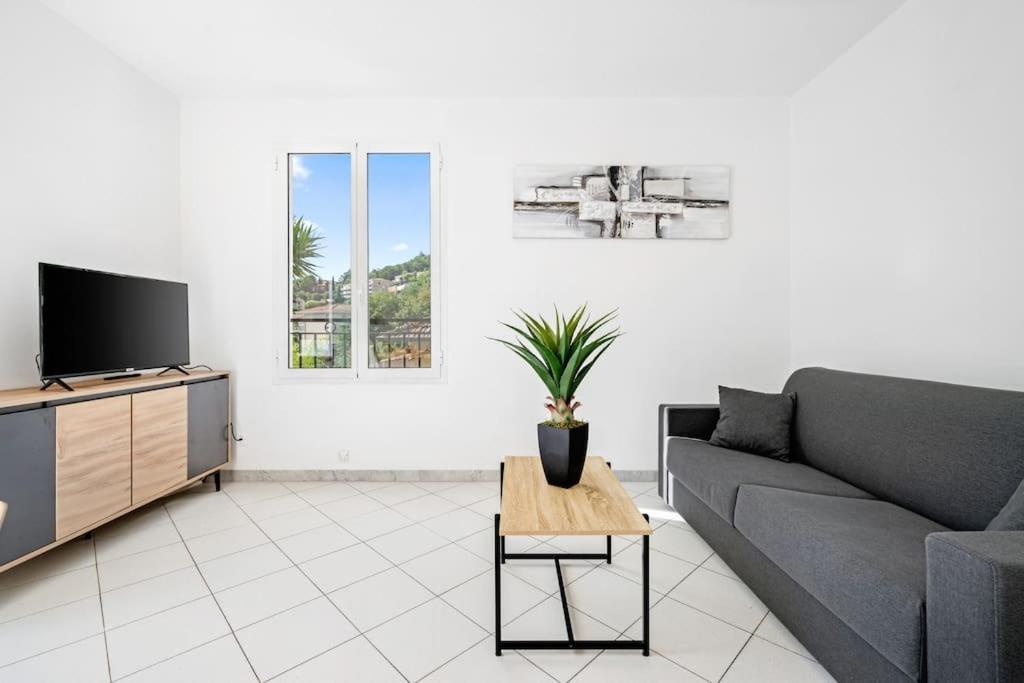 La Villa Julia - Calme - Spacieux - Parking Prive - Climatisation Menton Eksteriør bilde