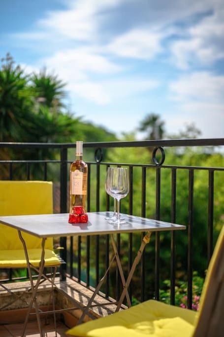 La Villa Julia - Calme - Spacieux - Parking Prive - Climatisation Menton Eksteriør bilde
