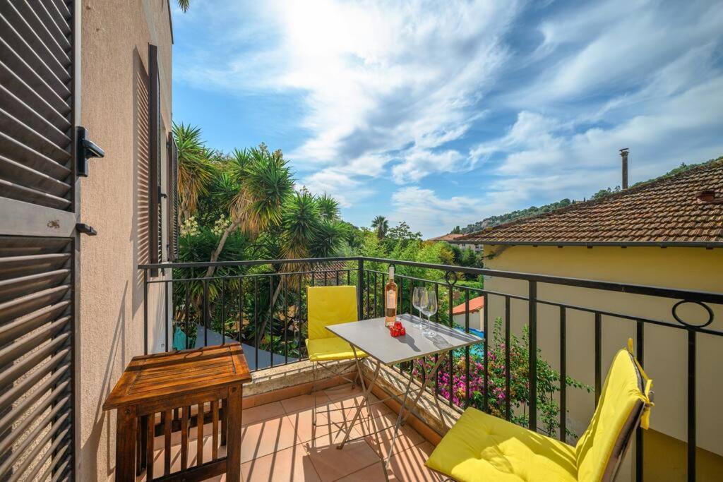 La Villa Julia - Calme - Spacieux - Parking Prive - Climatisation Menton Eksteriør bilde